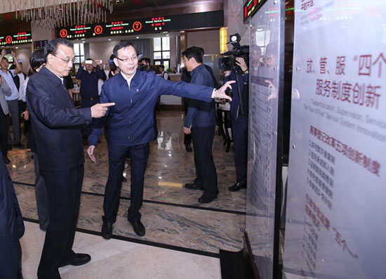 李克強(qiáng)視察2.jpg